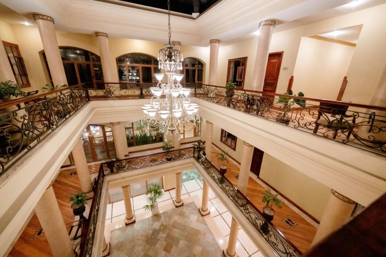 Grand Victoria Boutique Hotel Loja Exteriör bild